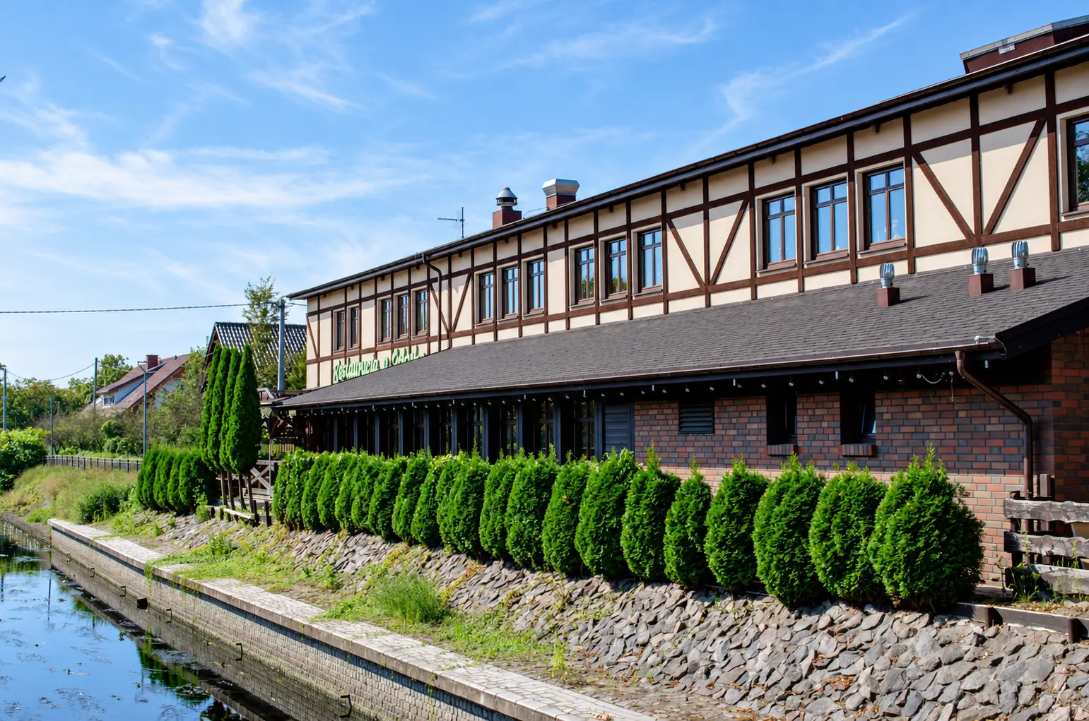 Restauracja U Jakuba od strony ogrodu
